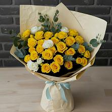 Букет цветов из:  Розы в Еткуль