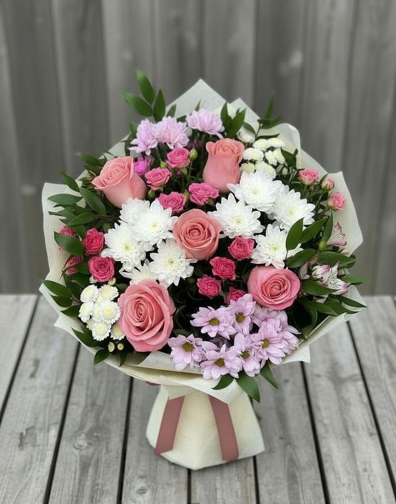 Букет цветов из: Альстромерии, Гвоздики, Розы и Хризантемы в Еткуль
