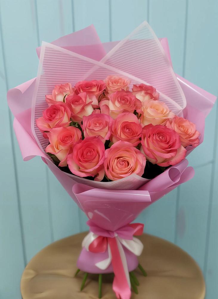 Букет 15 Розовых роз Равель в Еткуль