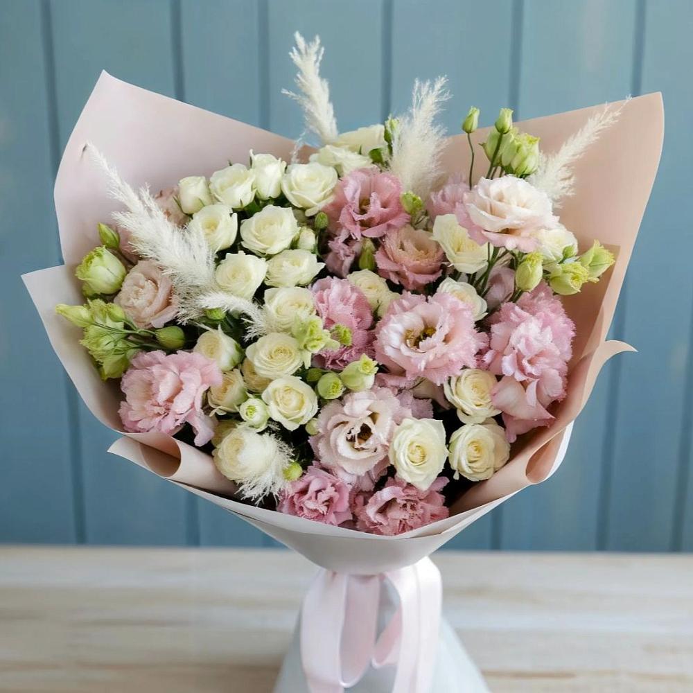 Букет цветов из: Альстромерии и Розы в Еткуль