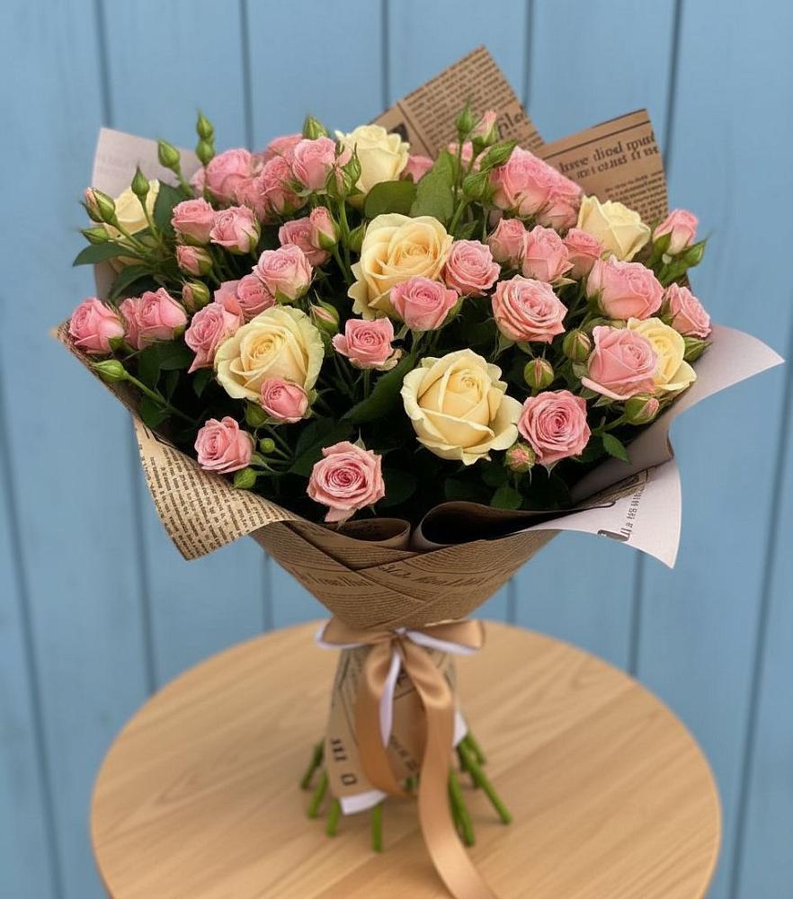 Букет цветов из: Розы в Еткуль