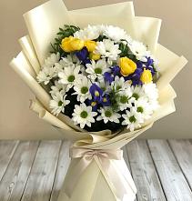 Букет цветов из:  Ирисы, Хризантемы и Розы #REPLACE_PRED# Еткуль