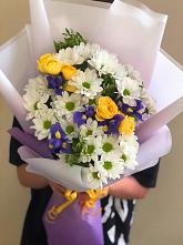 Букет цветов из:  Ирисы, Хризантемы и Розы #REPLACE_PRED# Еткуль