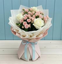 Букет цветов из:  Розы #REPLACE_PRED# Еткуль