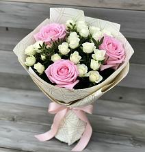 Букет цветов из:  Розы в Еткуль