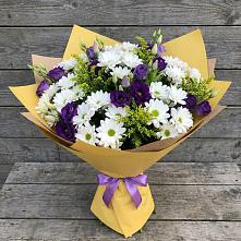 Букет цветов из:  Ирисы, Хризантемы и Ромашки в Еткуль