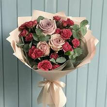 Букет цветов из:  Гвоздики и Розы #REPLACE_PRED# Еткуль