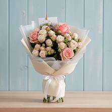 Букет цветов из:  Розы в Еткуль