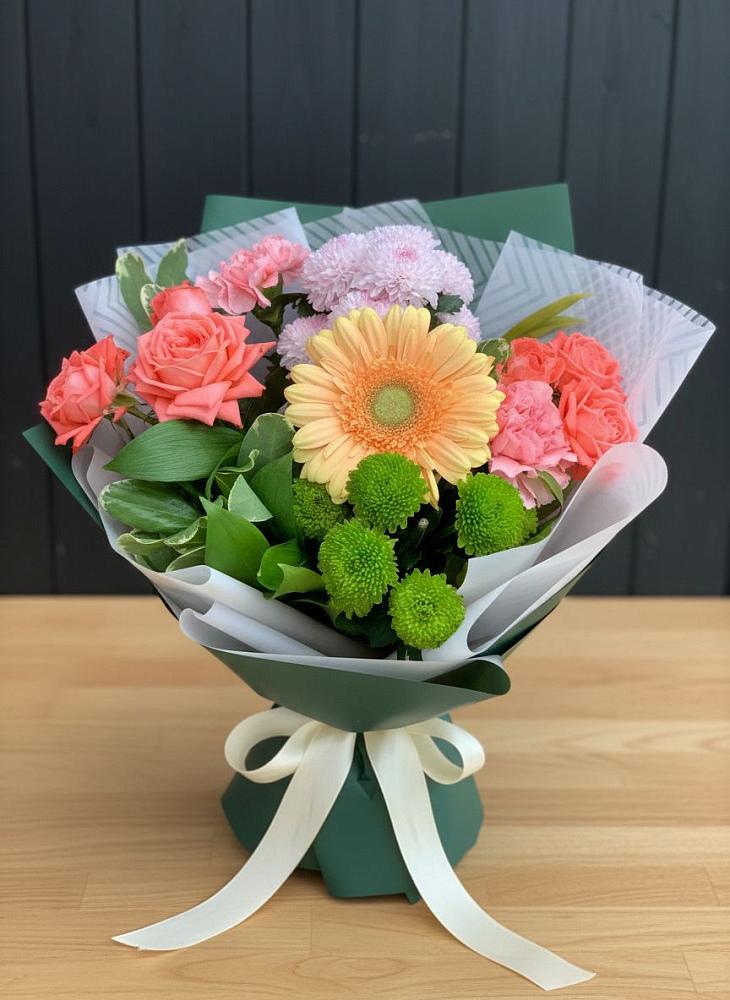Букет цветов из: Гвоздики, Розы, Герберы и Хризантемы в Еткуль