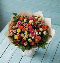 Букет Микс из разноцветных кустовых роз в Еткуль