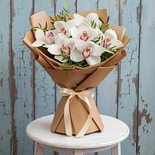 Букет цветов из:  Орхидеи и Розы в Еткуль